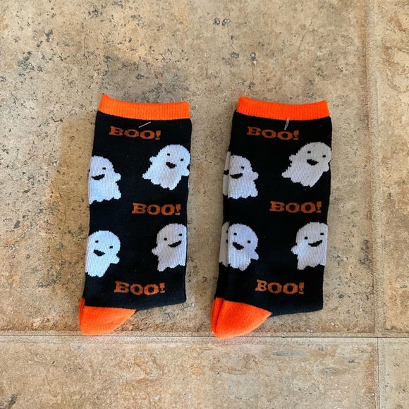 HALLOWEEN SOCK BUNDLE - Picture 2 of 3